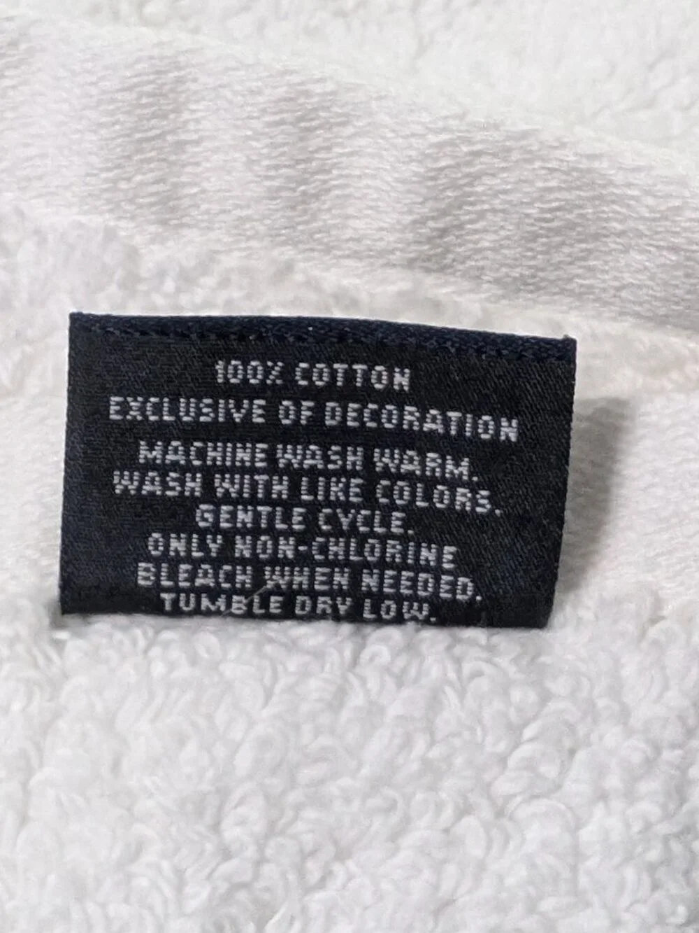 Fieldcrest NWOT Set of 3 White Hand Towels